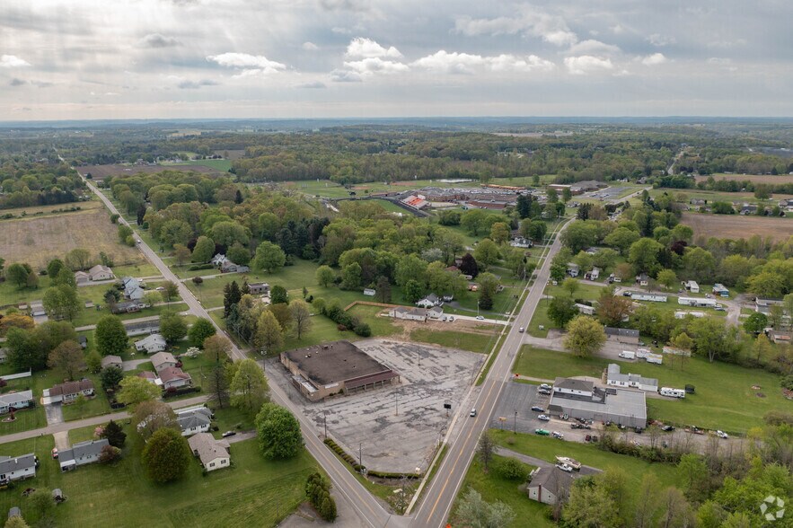 More Photos Of 11045 Main St, New Middletown General Retail For Lease