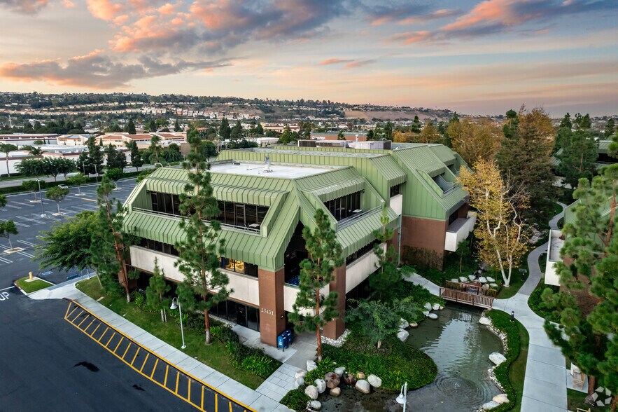 More Photos Of 23430 Hawthorne Blvd, Torrance Unknown For Lease