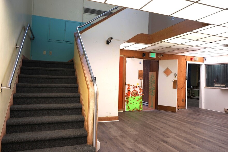 More Photos Of 2810-2812 N Broad St, Philadelphia Office Residential For Sale