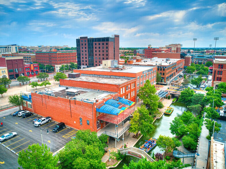 More Photos Of 15 E California Ave, Oklahoma City Restaurant For Sale