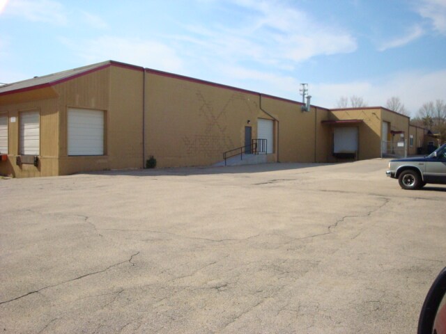 More Photos Of 50 Walton St, Attleboro Manufacturing For Lease