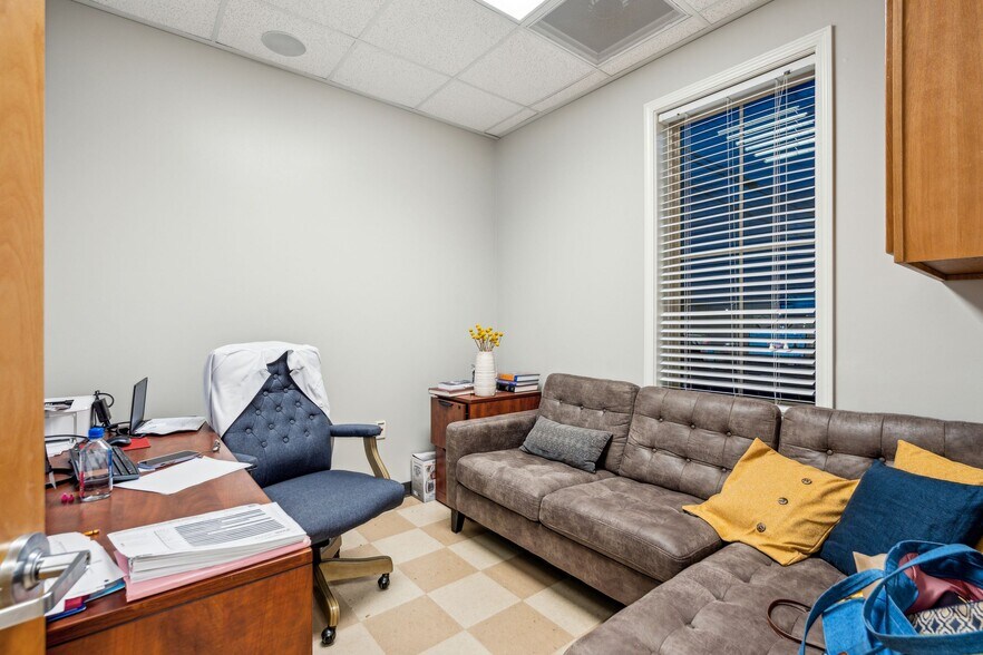 More Photos Of 5880 Rivers Ave, North Charleston Medical For Sale
