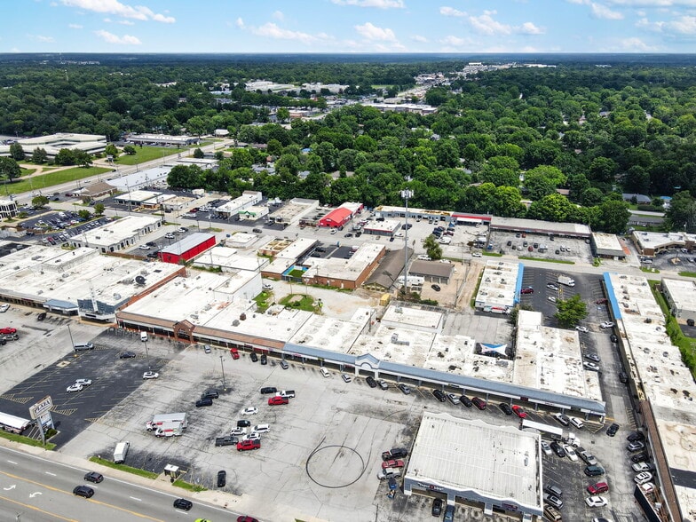 More Photos Of 1938 S Glenstone Ave, Springfield General Retail For Sale