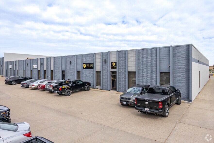 More Photos Of 17890 106th Ave NW, Edmonton Unknown For Lease