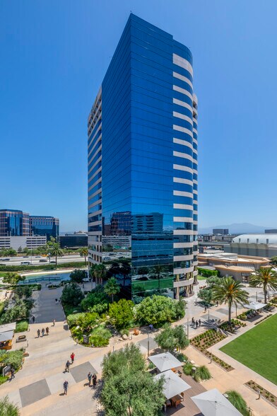 More Photos Of 18101 Von Karman Ave, Irvine Unknown For Lease