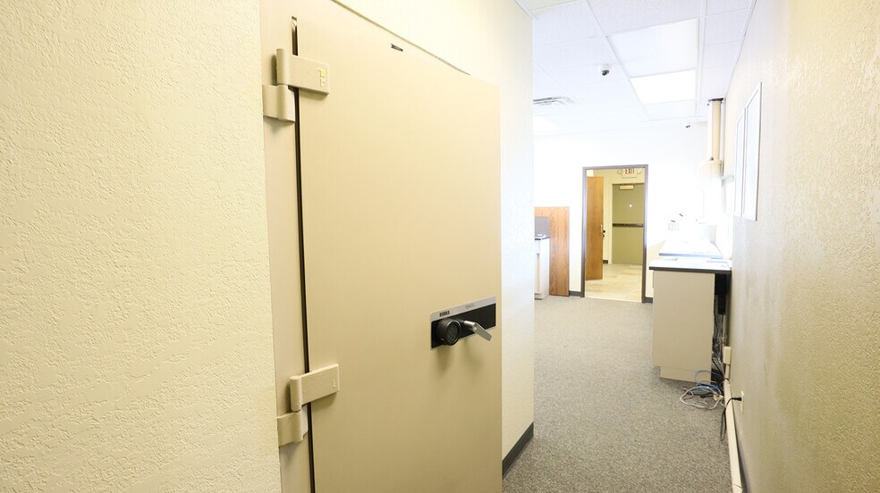 More Photos Of 3425 Hobson Rd, Fort Wayne Storefront Retail Office For Sale