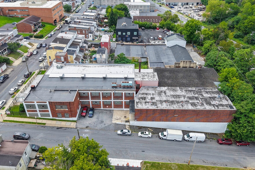 More Photos Of 801 W Greenleaf St, Allentown Warehouse For Lease