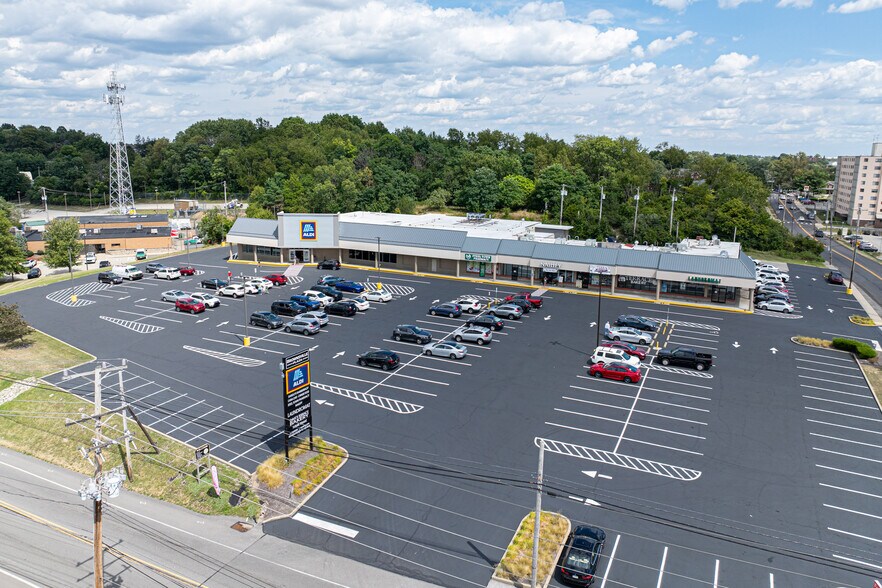 More Photos Of 5239-5255 Brownsville Rd, Pittsburgh Unknown For Lease