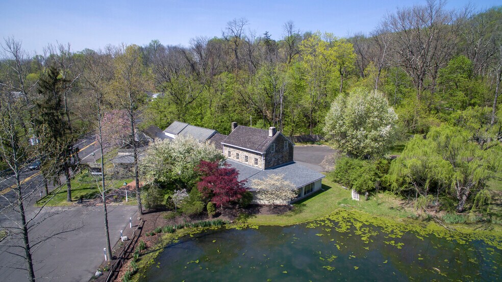 Primary Photo Of 6319 Lower York Rd, New Hope Office For Lease