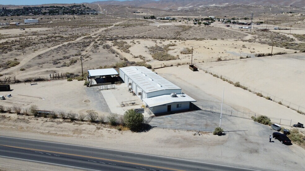 More Photos Of 1537 Kern St, Taft Warehouse For Lease