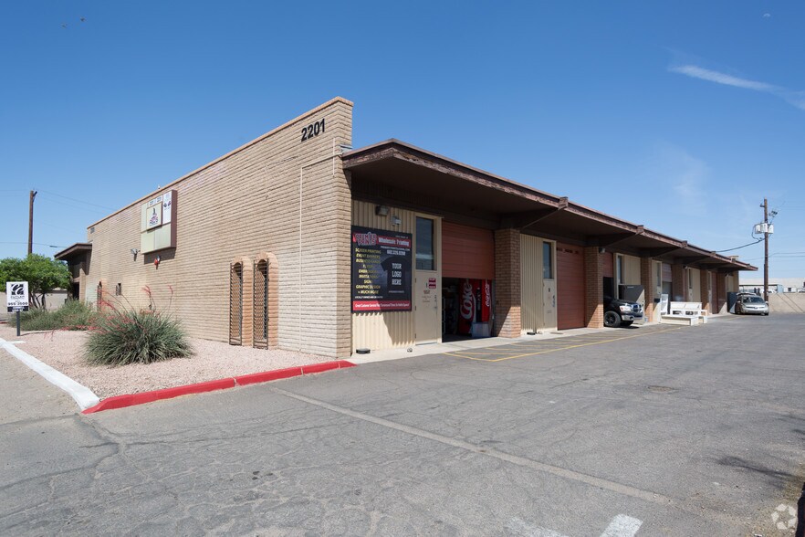 More Photos Of 2201-2231 S 7th Ave, Phoenix Warehouse For Lease