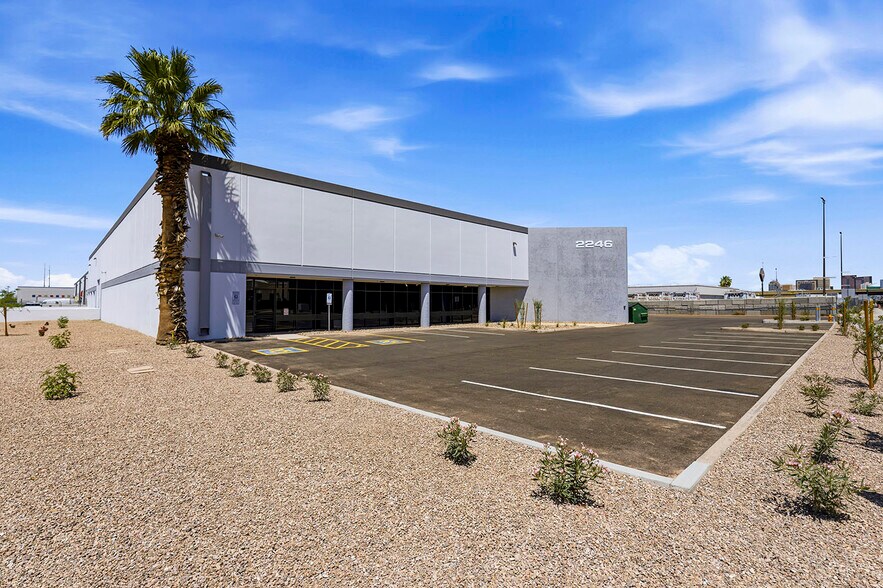 Primary Photo Of 2246 S Central Ave, Phoenix Distribution For Lease