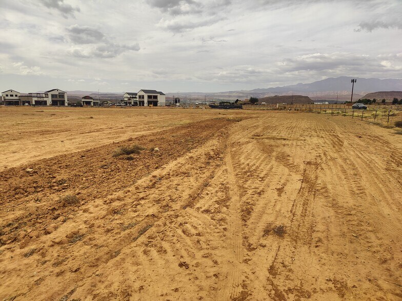 More Photos Of 4090 Washington Fields Road Blvd, Washington Land For Lease