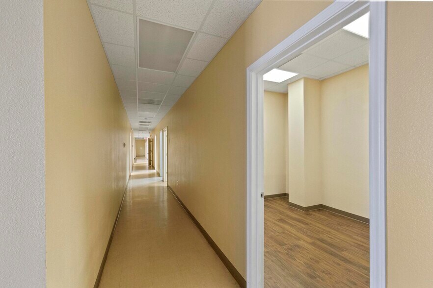 More Photos Of 1851 St Mary Ave, Pensacola Medical For Lease