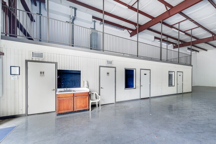 More Photos Of , Houston Flex For Sale