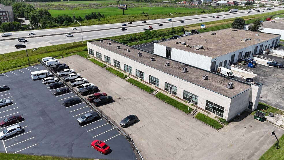 More Photos Of 9507-9510 Ross Ln, Indianapolis Office For Lease