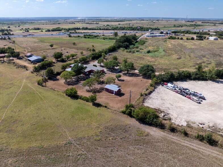 More Photos Of 400 Windy Hill School Rd, Georgetown Flex For Sale
