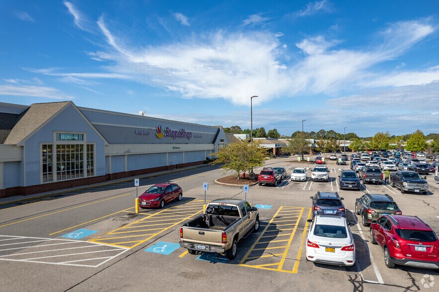 More Photos Of 91 Point Judith Rd, Narragansett Unknown For Lease