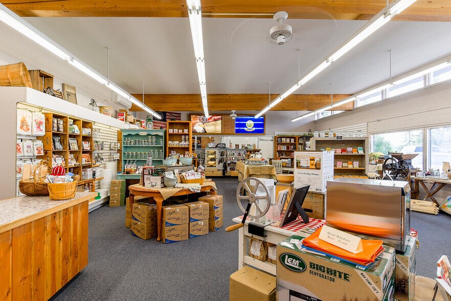 More Photos Of 535 Pine St, Potlatch Storefront Retail Office For Sale