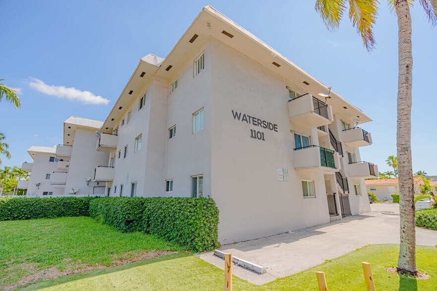 More Photos Of 1101 NE 80th St, Miami Apartments For Sale