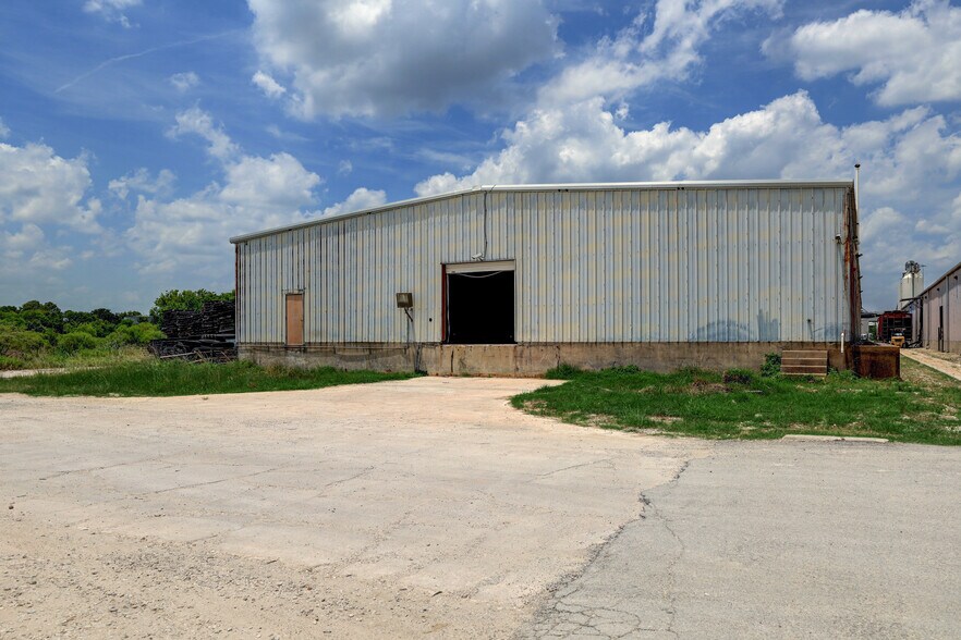 More Photos Of 14830 Talcott St, Houston Warehouse For Sale