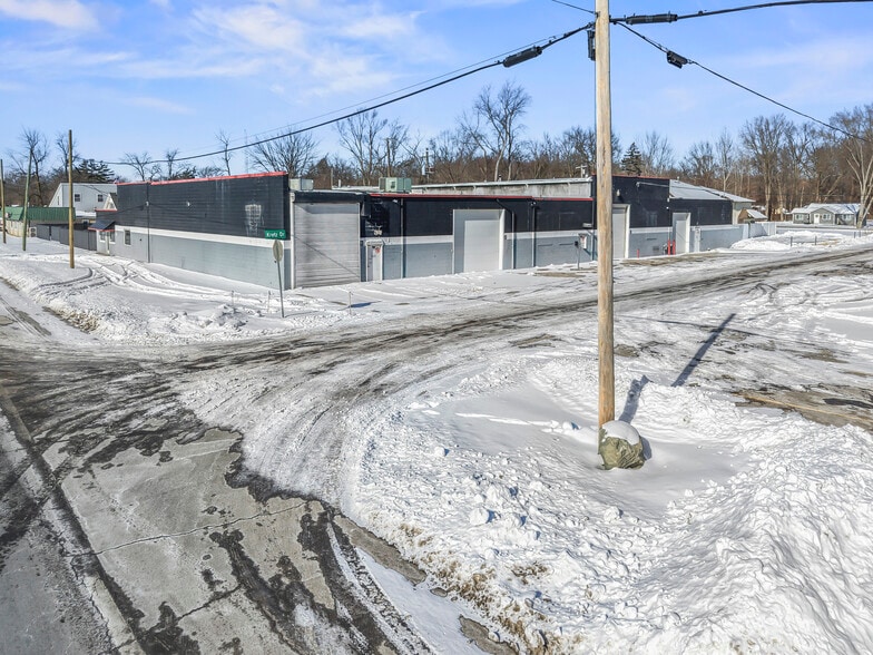 More Photos Of 4618 Pointe Tremble Rd, Clay Township Warehouse For Sale