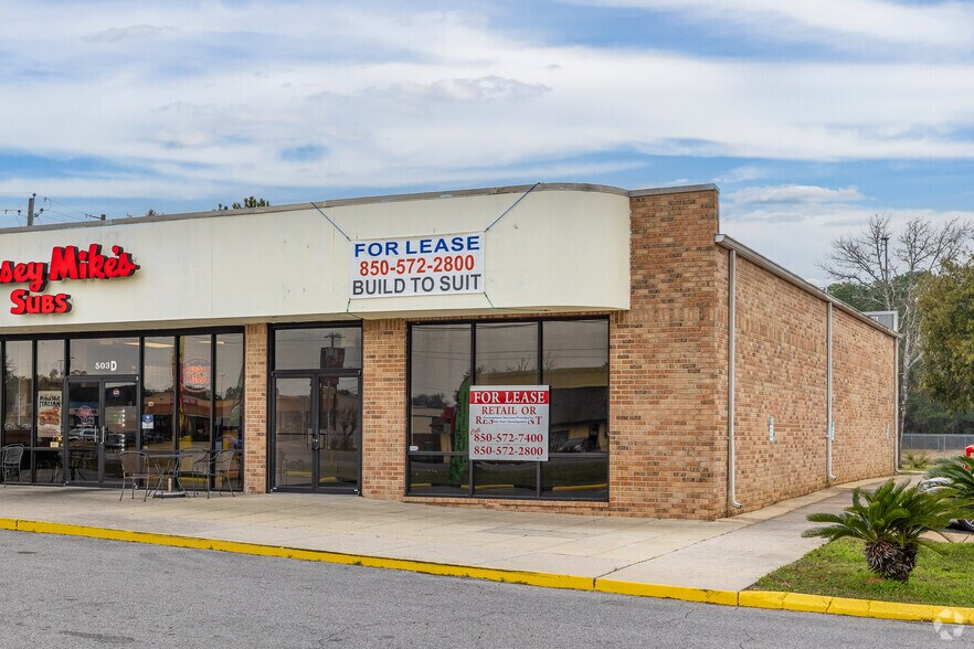 More Photos Of 503 N Navy Blvd, Pensacola General Retail For Lease