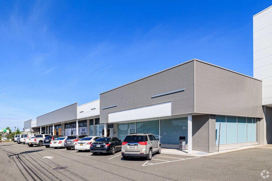 Primary Photo Of 371 Old Country Rd, Carle Place Storefront For Lease