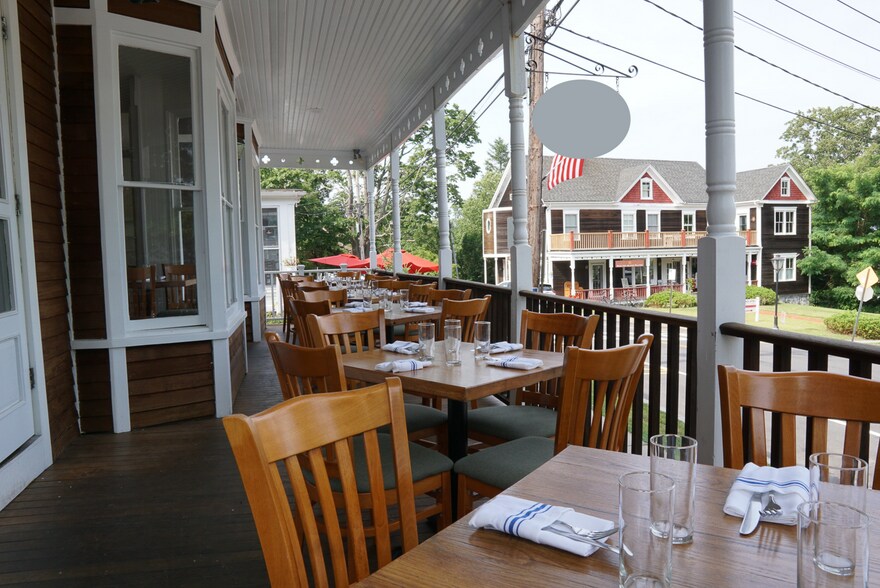 More Photos Of 15 Grand Ave, Shelter Island Heights Restaurant For Sale