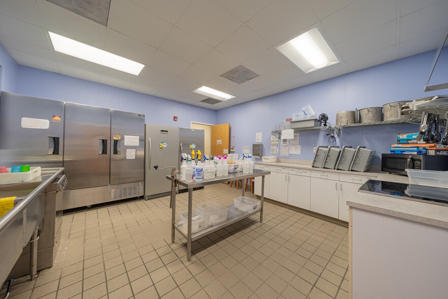 More Photos Of 1004 Old Plank Rd, High Point Daycare Center For Sale