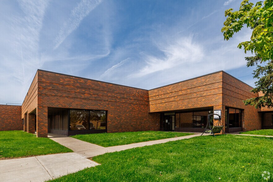 Primary Photo Of 6007 Fair Lakes Rd, East Syracuse Office For Sale