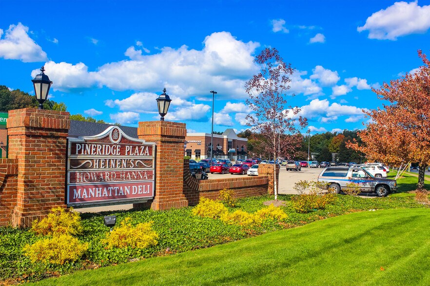 More Photos Of 34601 Ridge Rd, Willoughby Storefront For Lease