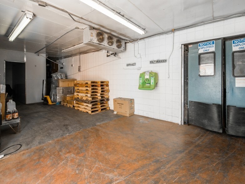 More Photos Of 5110 E Washington Ave, Las Vegas Refrigeration Cold Storage For Sale