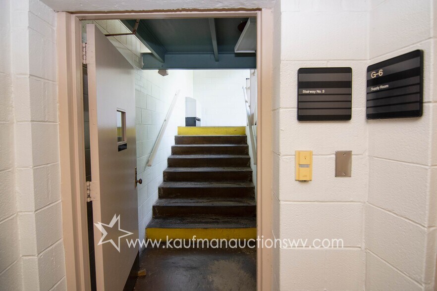More Photos Of 100 Bluestone Rd, Mount Hope Research And Development For Sale