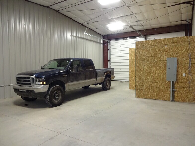 More Photos Of 1900 N 200 E, Spanish Fork Warehouse For Lease