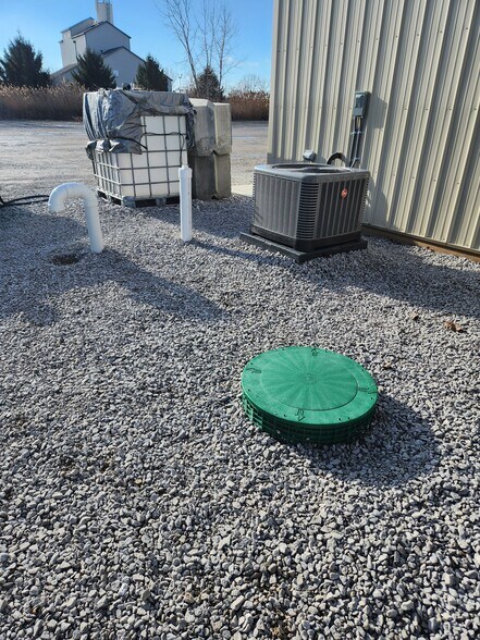 More Photos Of 7803 N Ann Arbor Rd, Dundee Truck Terminal For Sale