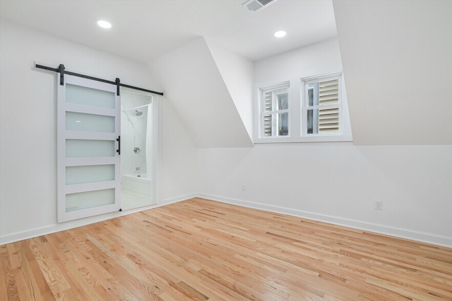 More Photos Of 2617 W Fullerton Ave, Chicago Storefront Retail Residential For Sale