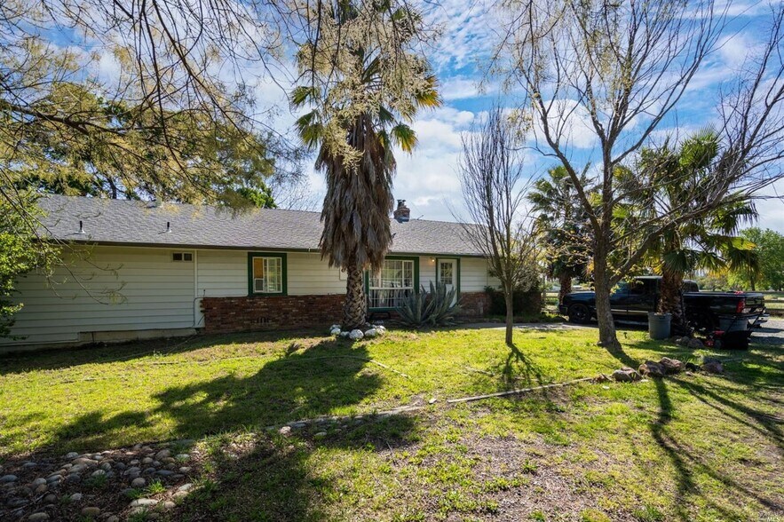 More Photos Of 6760 Pleasants Valley Rd, Vacaville Warehouse For Lease