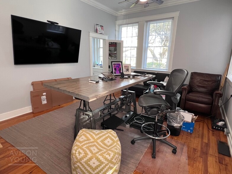 More Photos Of 277 Meeting, Charleston Office For Lease
