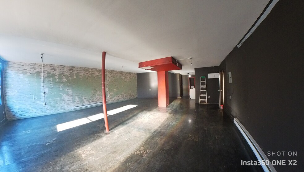 More Photos Of 513-517 Evergreen Ave, Brooklyn Storefront For Lease