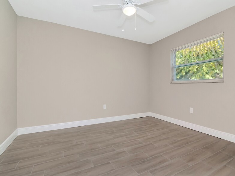 More Photos Of , Bradenton Multifamily For Sale