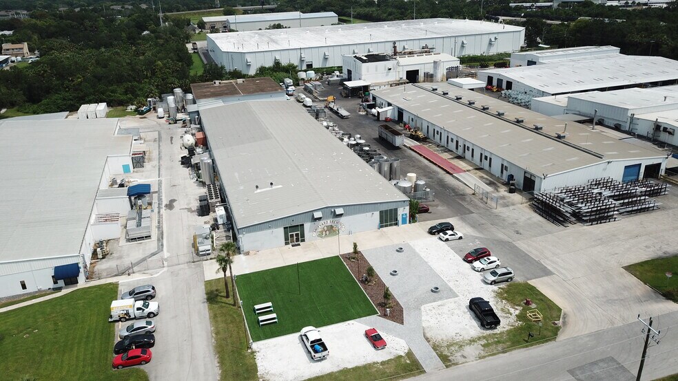 More Photos Of 2650 Jewett Ln, Sanford Manufacturing For Sale