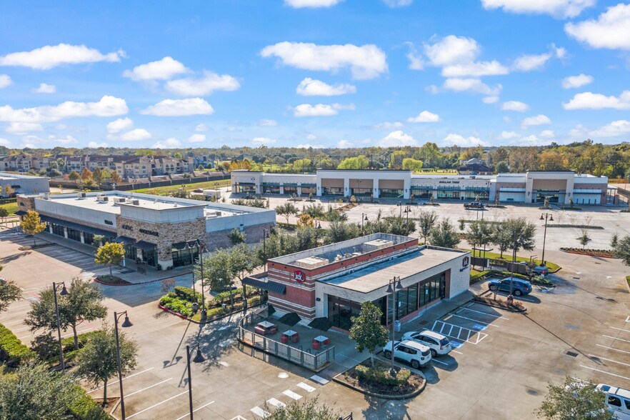 More Photos Of 9018-9034 Sienna Crossing Dr, Missouri City Unknown For Lease