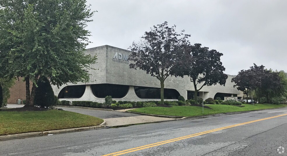 More Photos Of 40 Seaview Blvd, Port Washington Flex For Lease