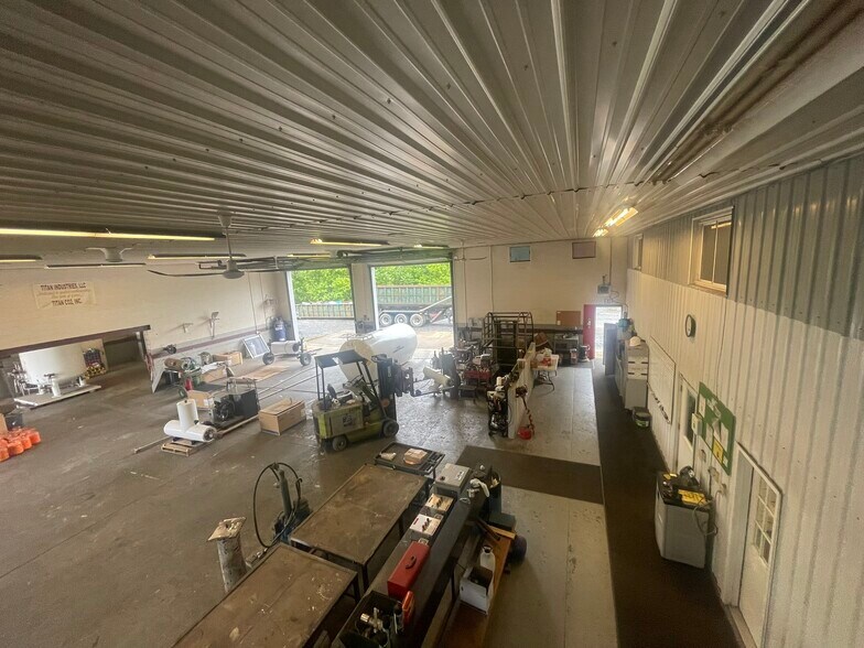 More Photos Of 5559 William Penn Hwy, Alexandria Warehouse For Sale