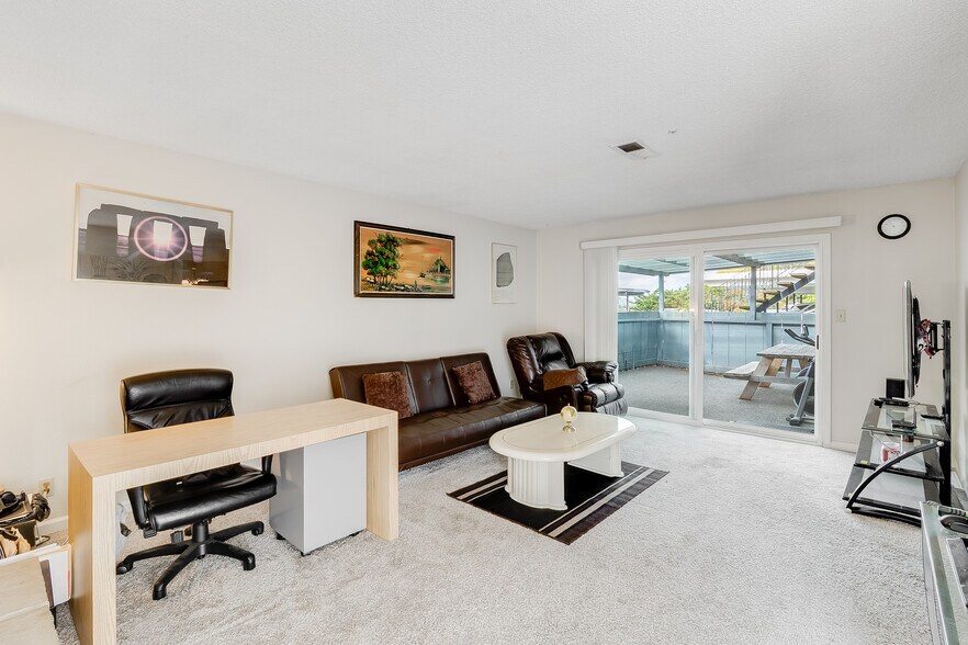 More Photos Of 150 Yorkshire Ct, Vallejo Apartments For Sale