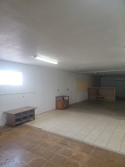 More Photos Of 832 N Main Dr, Apache Junction Freestanding For Sale