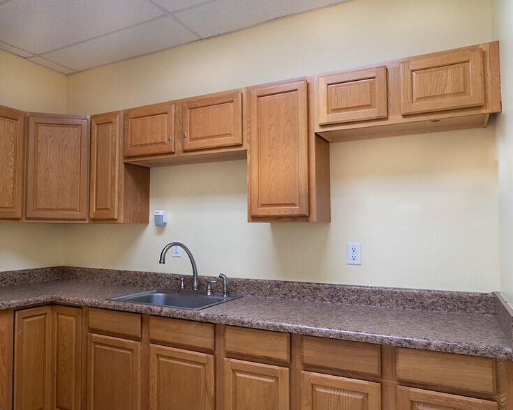 More Photos Of 1371 SW 8th St, Pompano Beach Warehouse For Lease