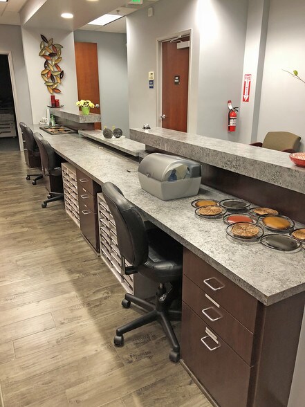More Photos Of 576 N Sunrise Ave, Roseville Medical For Lease