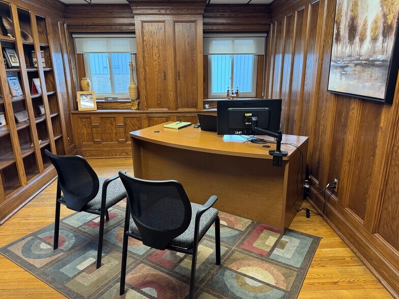 More Photos Of 8180 W 10th St, Indianapolis Manufacturing For Sale